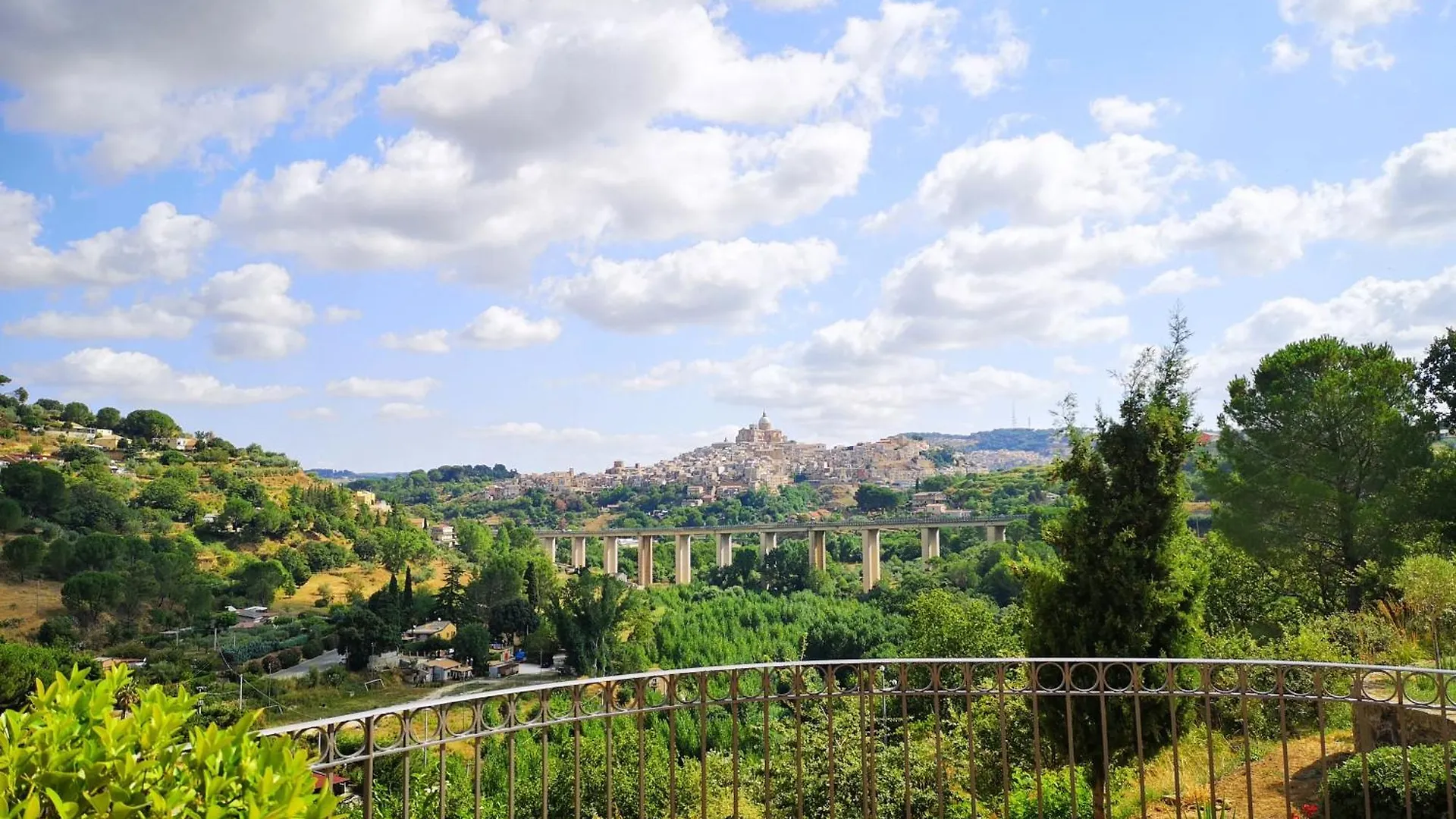 Panorama Suite Piazza Armerina 0*,  Italy